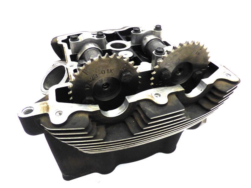 Cylinder Head assembly rear - Only 16k km done