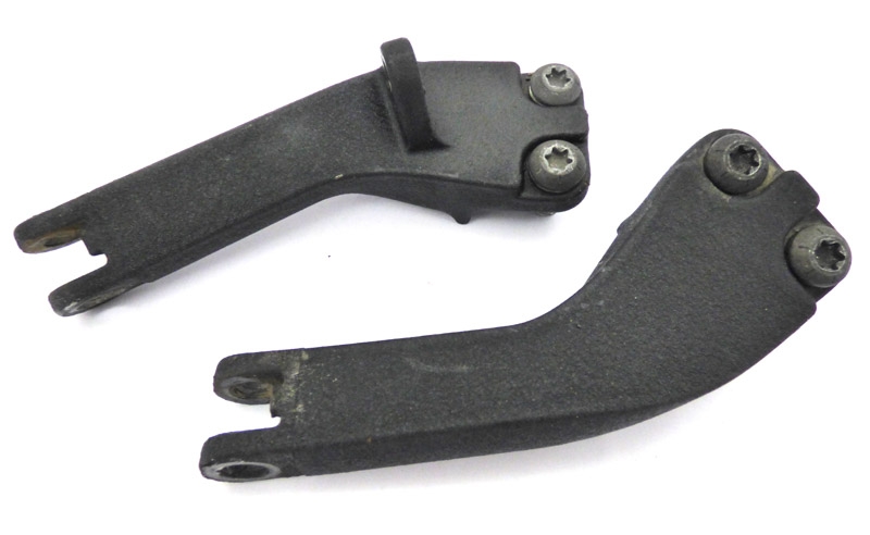 Passenger footpeg brackets