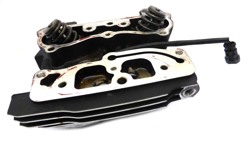Cylinder Head Rear Assembly