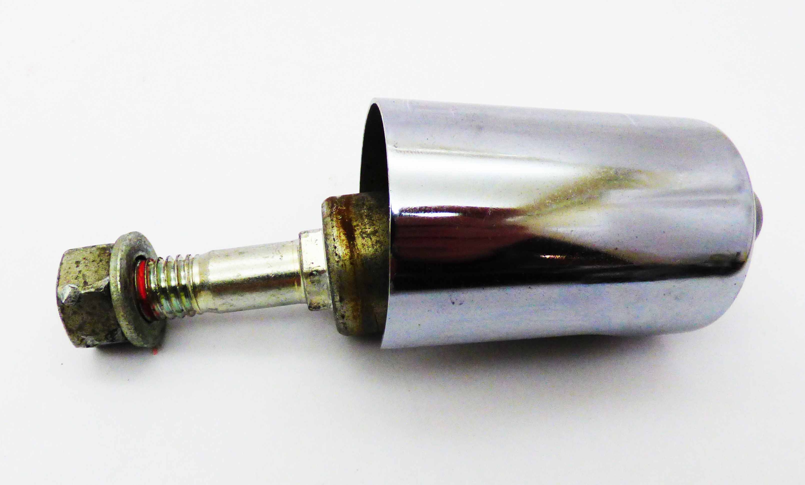 Shock Stud with Cover