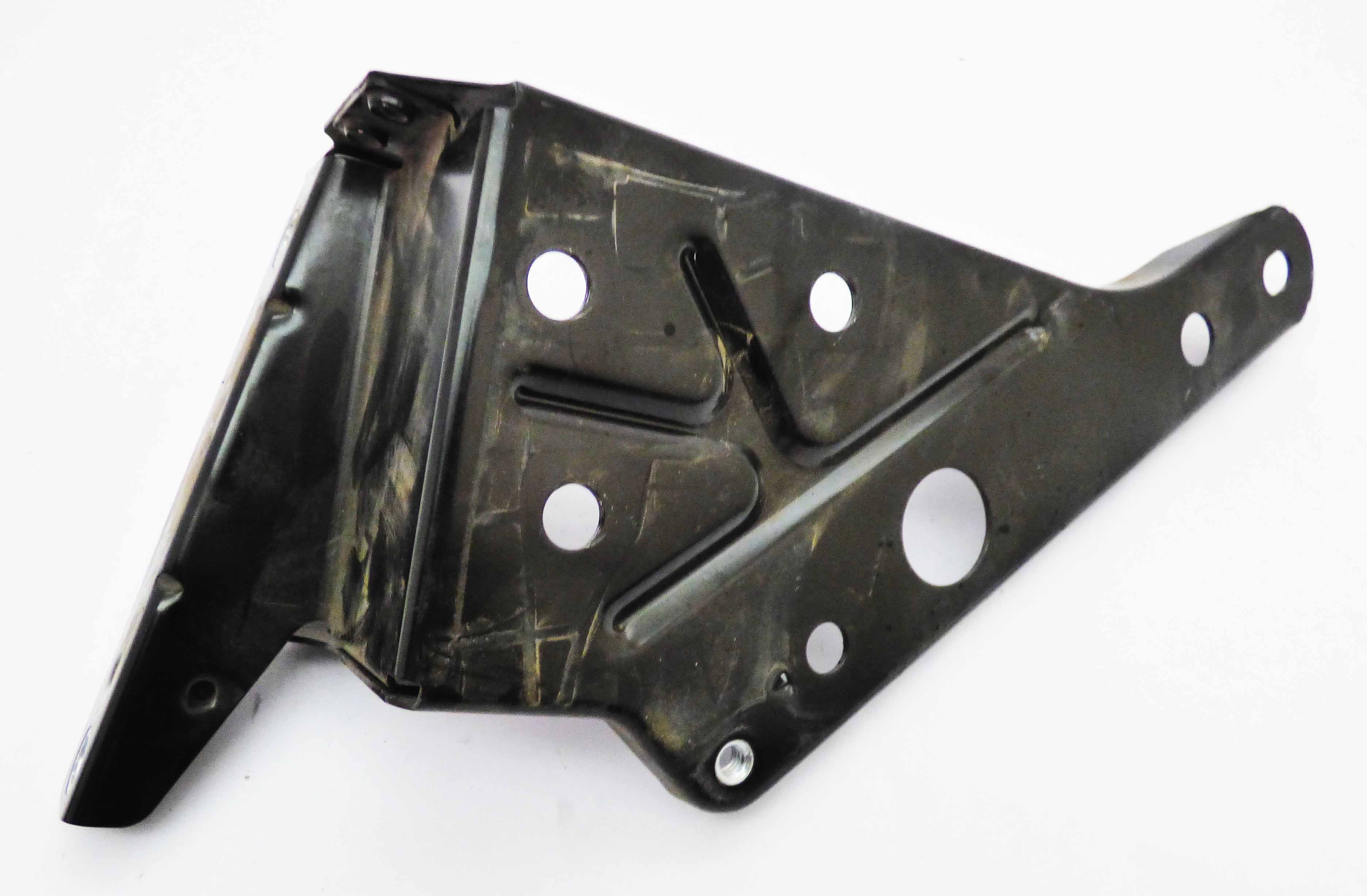 Fairing Bracket Right