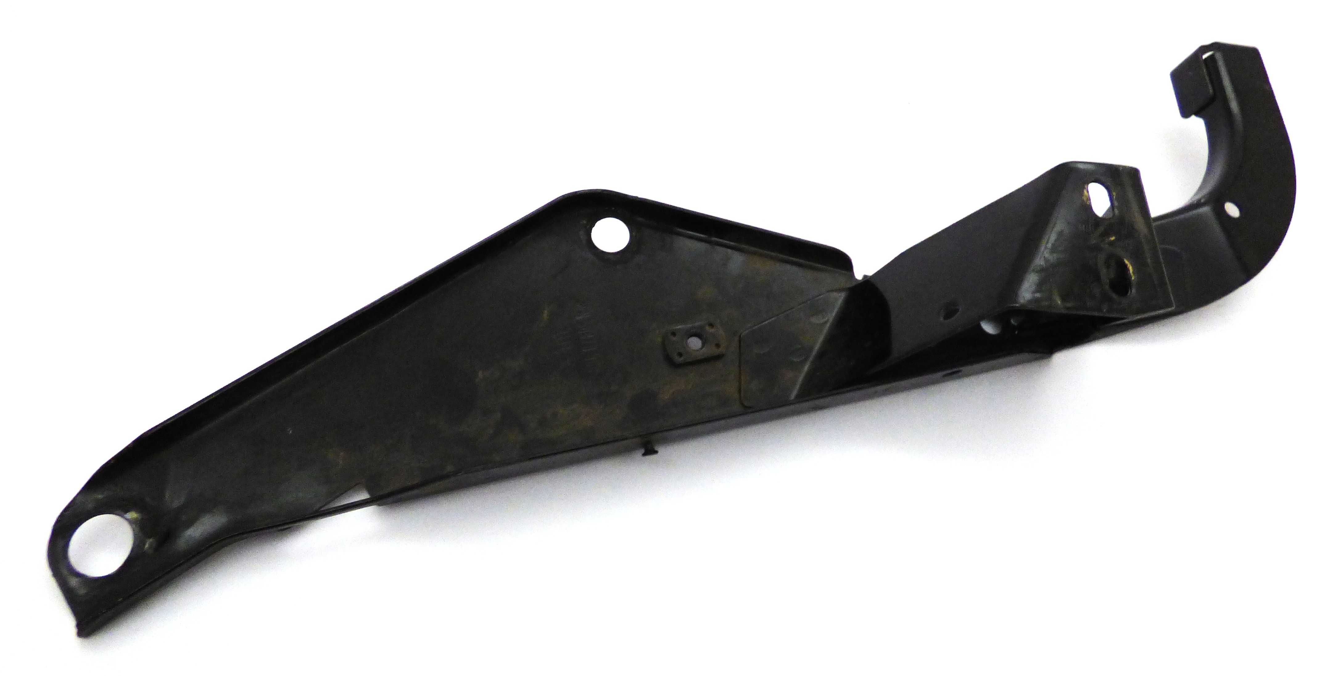 Fairing Bracket Left